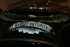 HARLEY DAVIDSON FLHRC@mg[C[O@GA[uV@JX^A[g