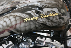 HARLEY-DAVIDSON JX^yCg@24S