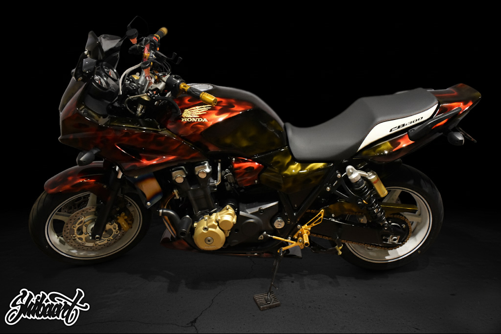 CB1300　ペイント 施工例1